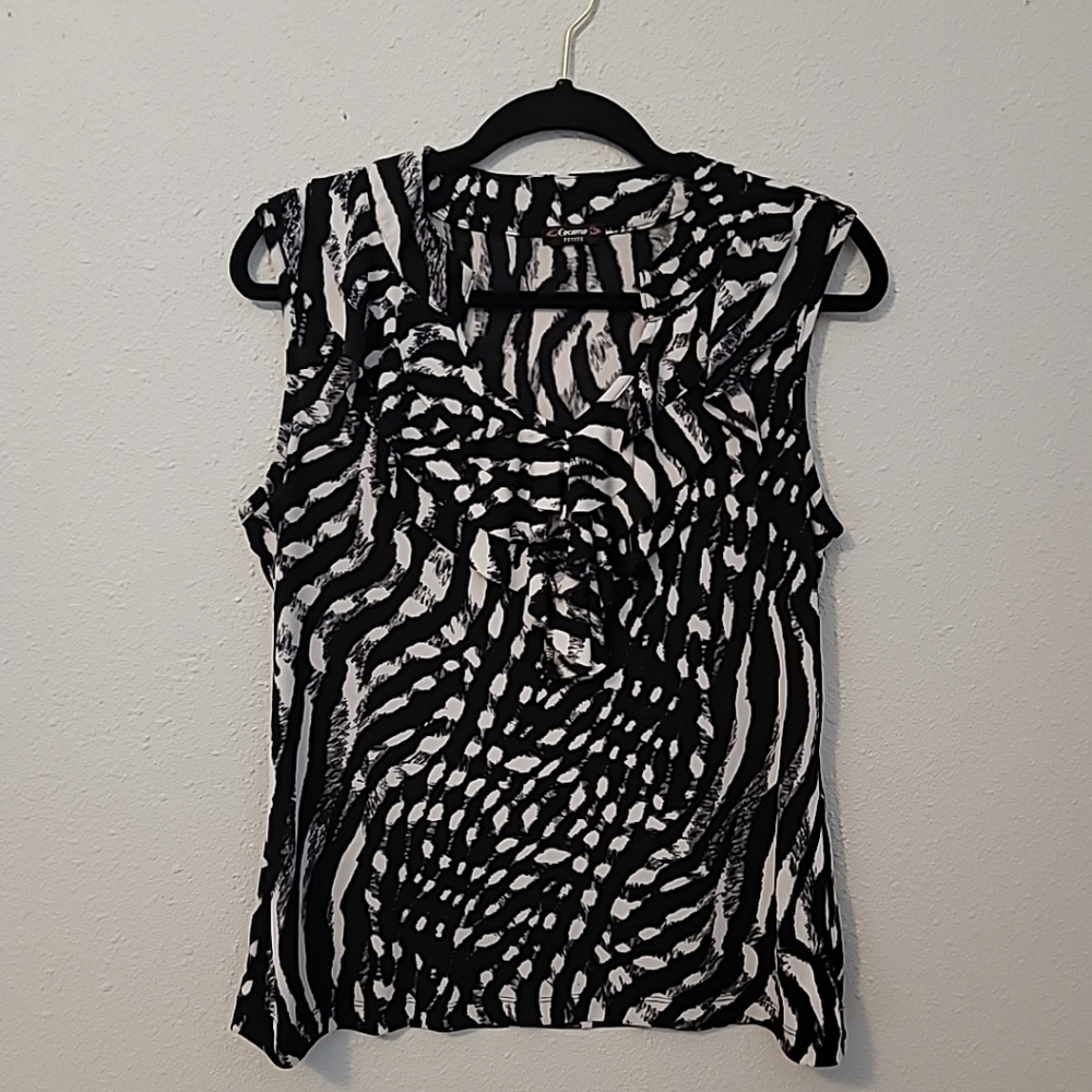 Cocomo Petite Size Large Ruffled V Neck Tank Top